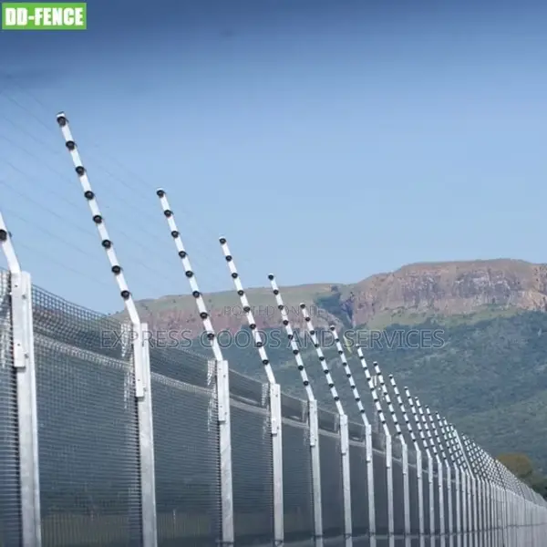 Eight Lines Electric Fence With Alarm for Perimeter Security