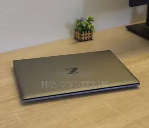 Laptop HP ZBook Firefly G8 16GB Intel Core I5 SSD 512GB