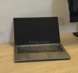 Laptop HP ZBook Firefly G8 16GB Intel Core I5 SSD 512GB