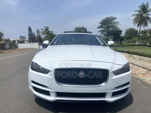 Jaguar XE 20d RWD 2017 White