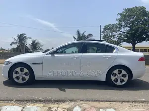 Jaguar XE 20d RWD 2017 White