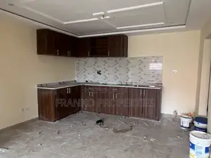 3bdrm House in Franko Properties, School Junction for rent