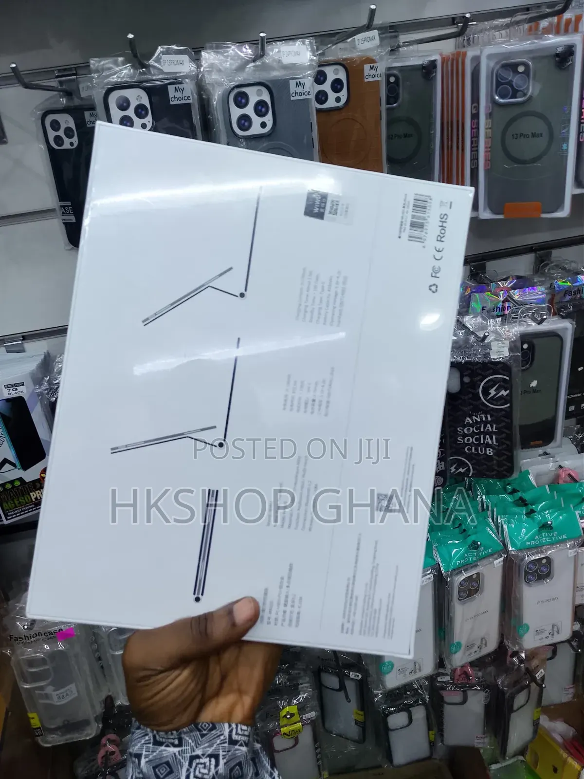 A16 11th Generation iPad Magic Keyboard 2025