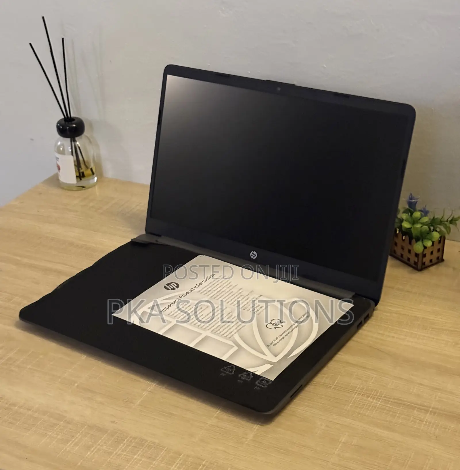 New Laptop HP 250 G8 16GB Intel Core I3 SSD 256GB
