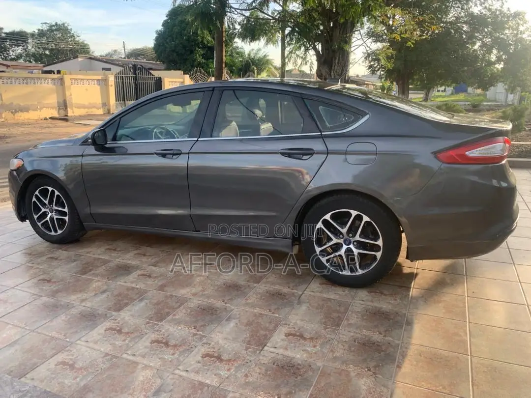 Ford Fusion S 2013 Gray