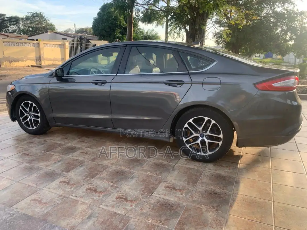Ford Fusion S 2013 Gray