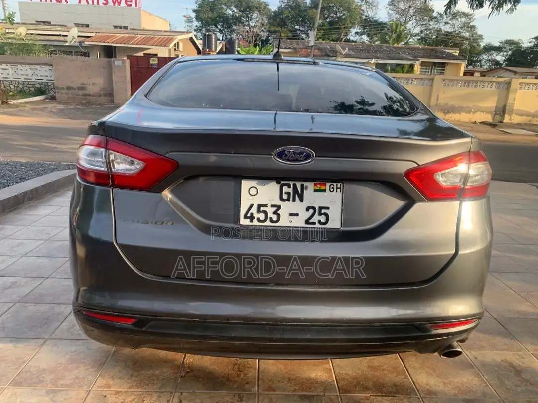 Ford Fusion S 2013 Gray
