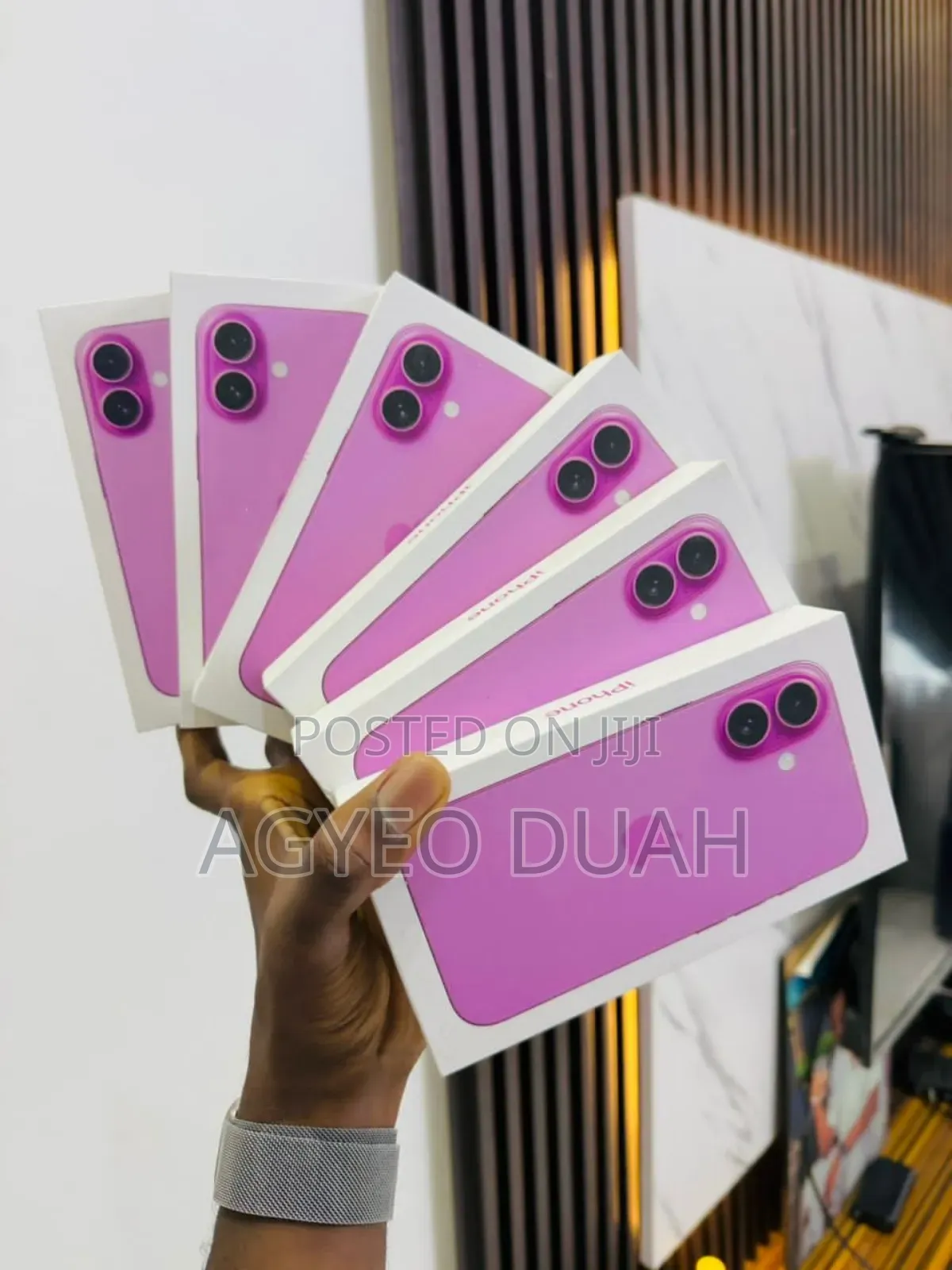 New Apple iPhone 16 128 GB Pink