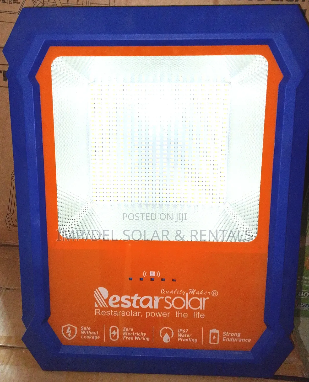 500w Solar Led Floodlight With Panel, Remote Control, Timer Functions