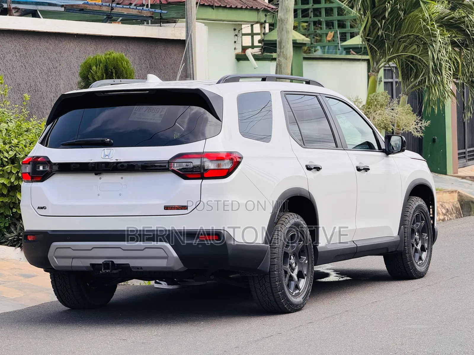 Honda Pilot TrailSport AWD 2024 White