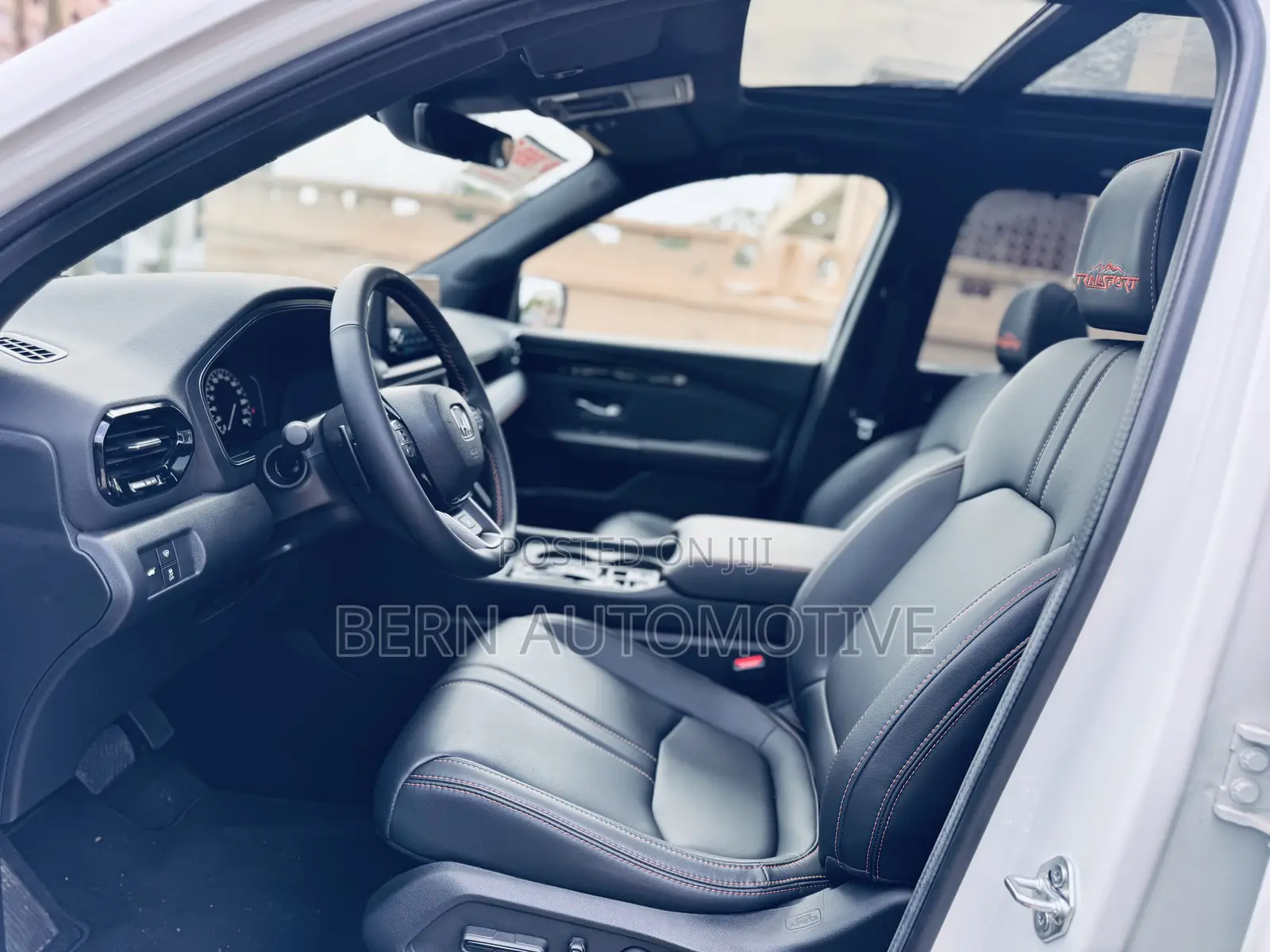 Honda Pilot TrailSport AWD 2024 White