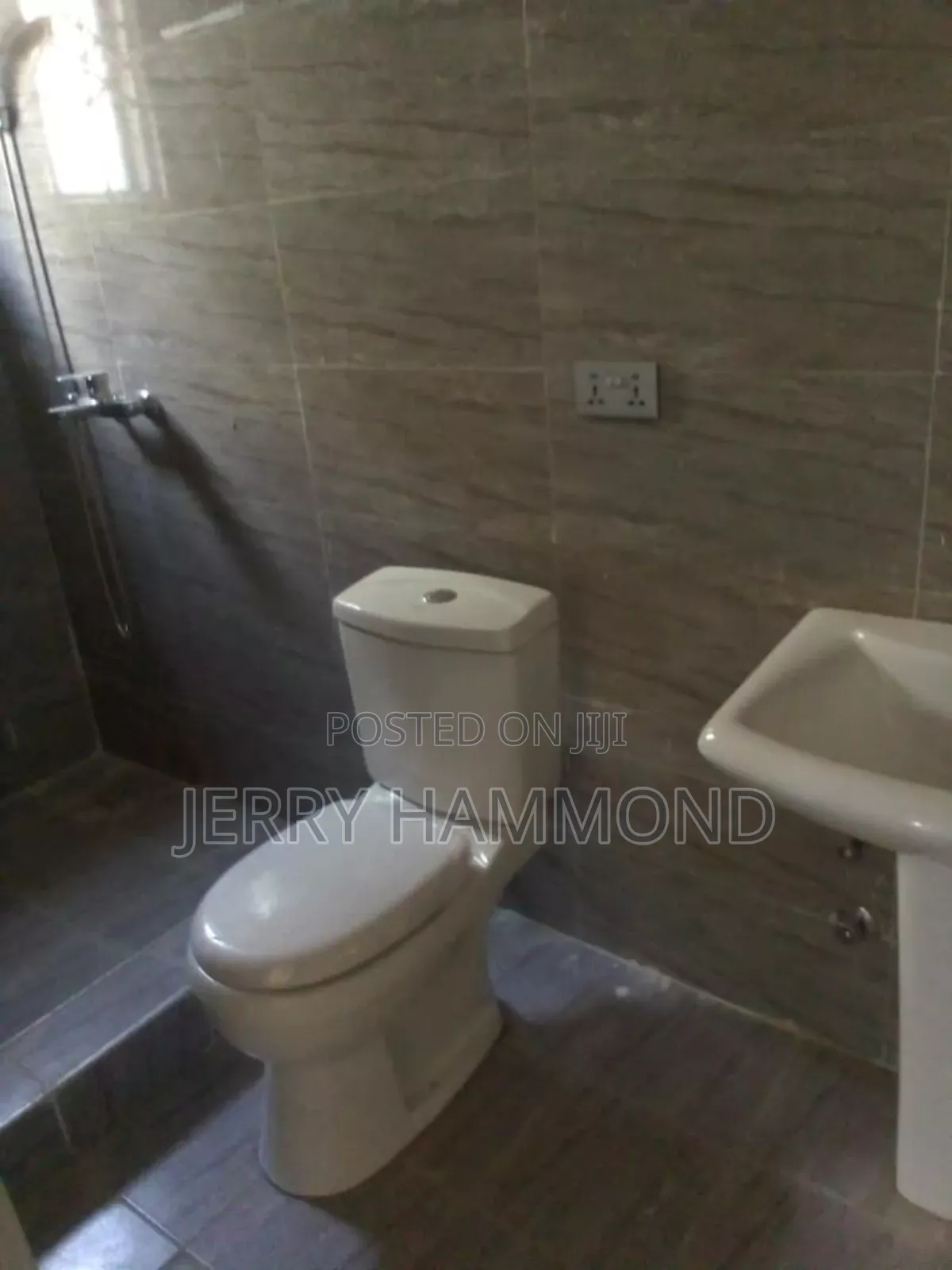 3bdrm House in Gated Community, GREDA Estate for sale