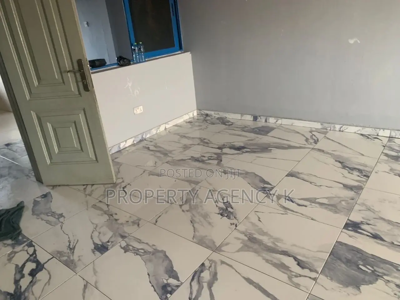 2bdrm Apartment in Kff, Old Barrier for rent