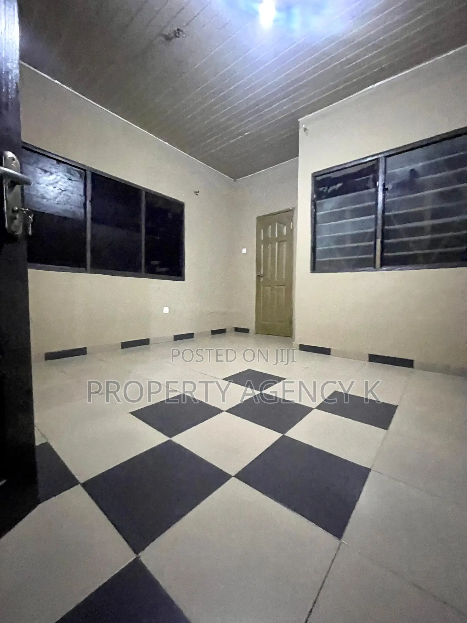2bdrm Apartment in Kff, Old Barrier for rent