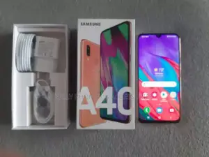 New Samsung Galaxy A40 64 GB Orange