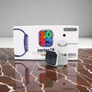 Series 10 Smartwatch (633837)