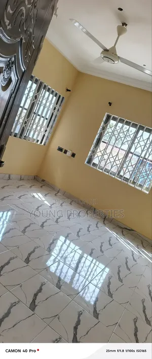 2bdrm Apartment in Ablekuma Nsakina for rent