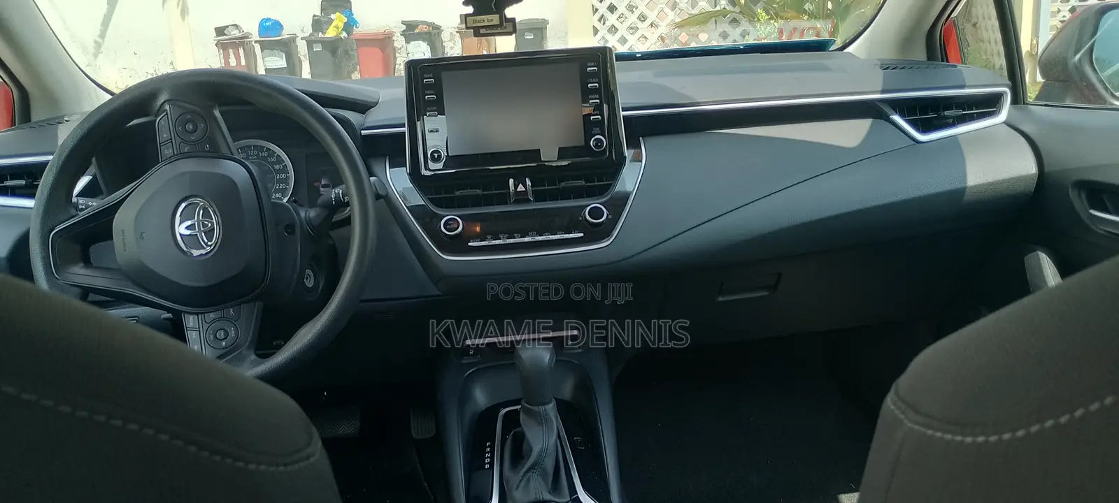 Toyota Corolla LE 2020 Red