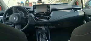 Toyota Corolla LE 2020 Red