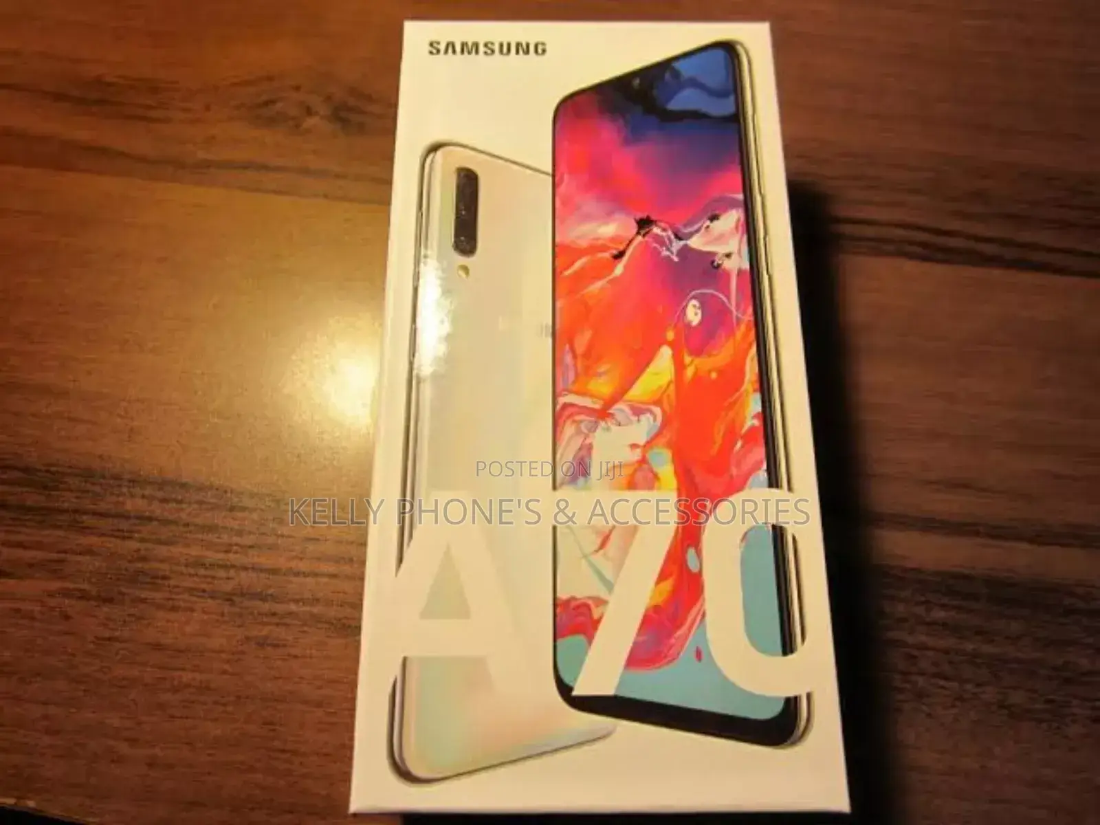 New Samsung Galaxy A70 128 GB White