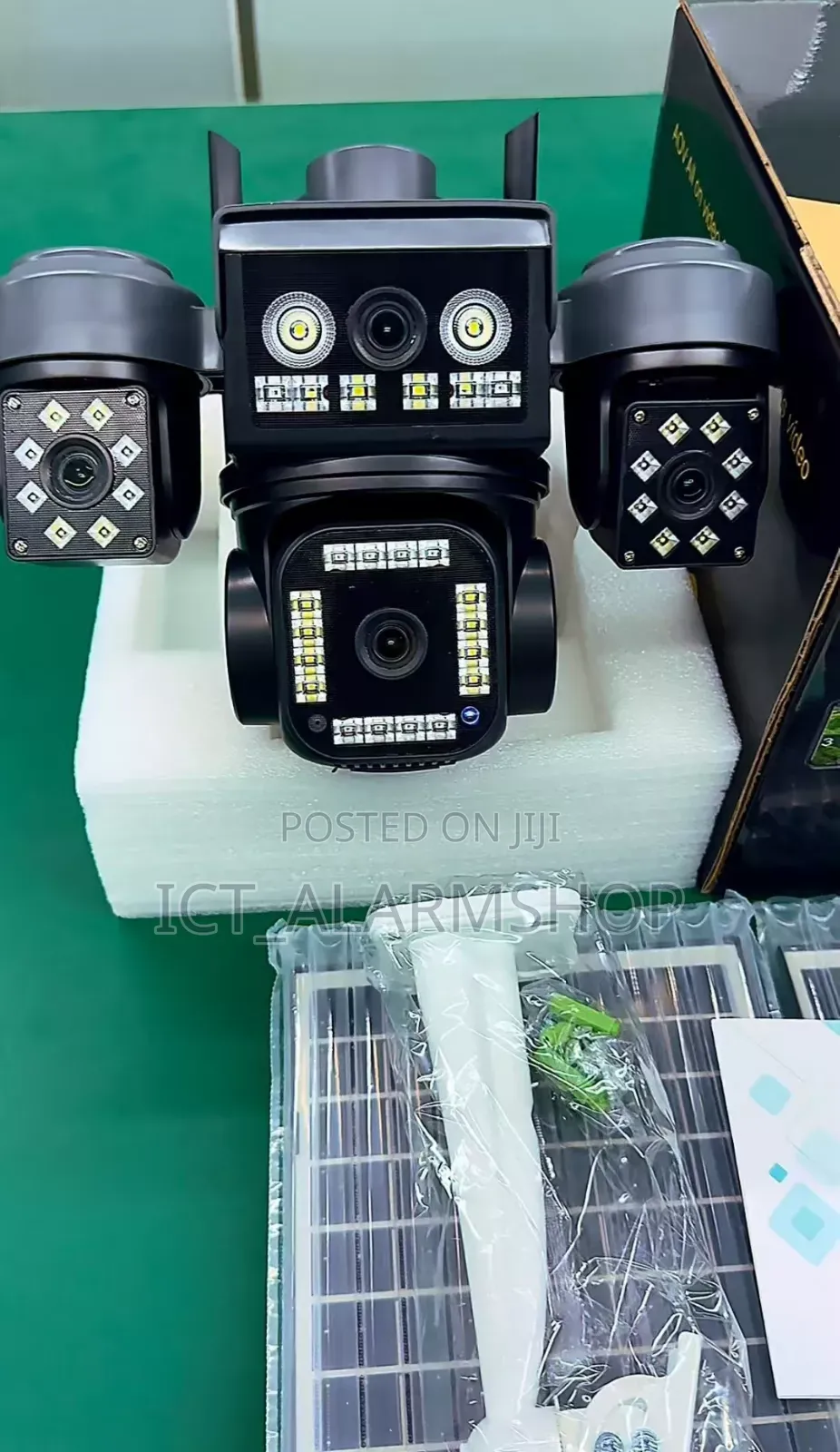 Solar Power Panel 4lens PTZ Monitoring
