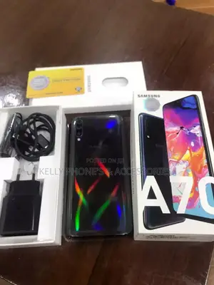 New Samsung Galaxy A70 128 GB Black