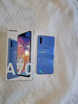 New Samsung Galaxy A70 128 GB Blue