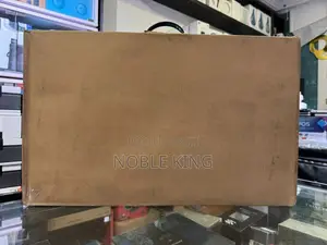 New Laptop Dell Alienware M17 R5 32GB AMD Ryzen 9 SSD 1T