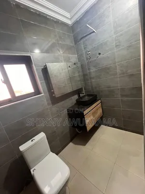 4bdrm House in Lakeside Estate, Ashaley Botwe for sale