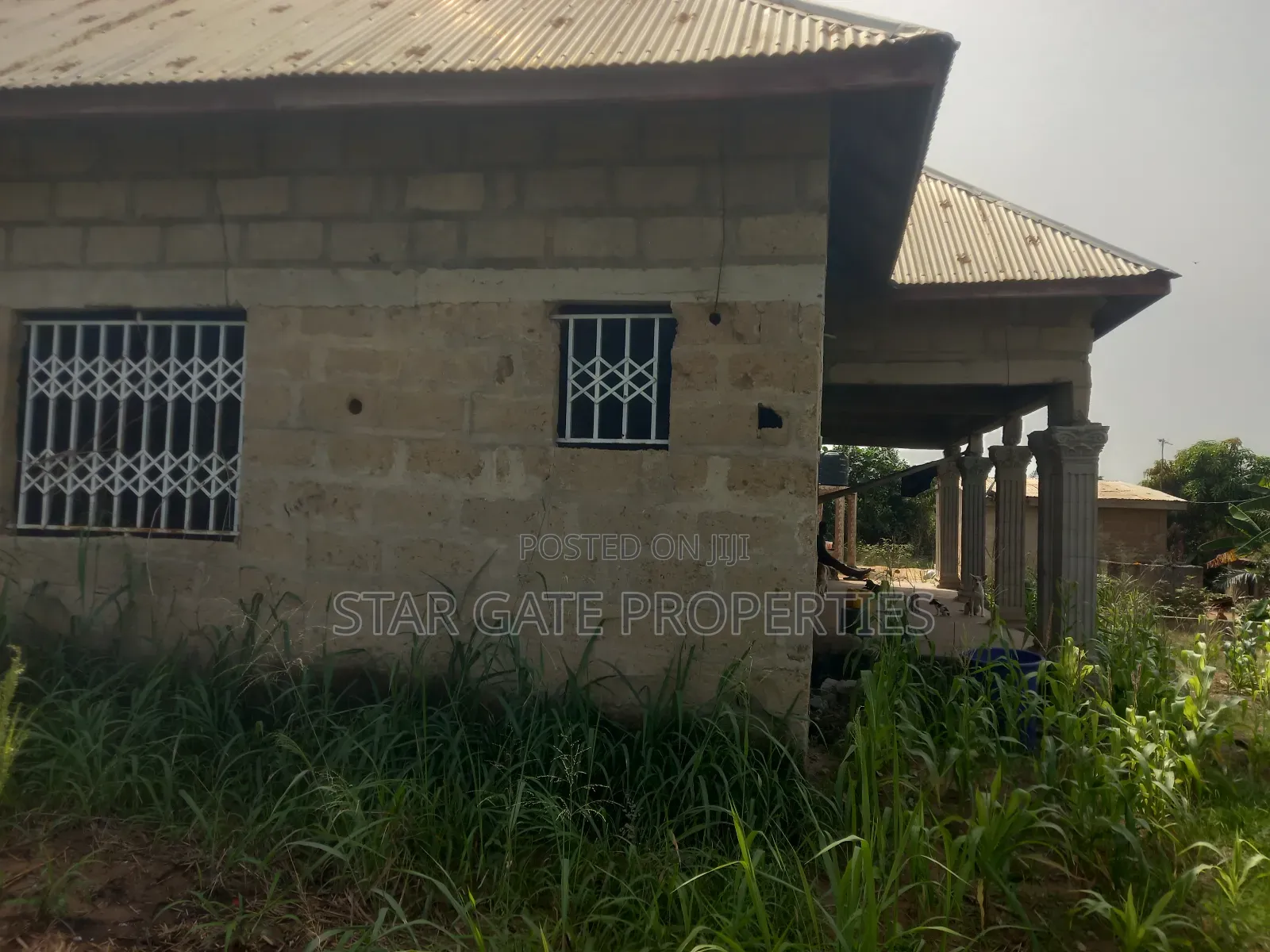 4bdrm House in Fawoade Bomfa, Kumasi Metropolitan for sale