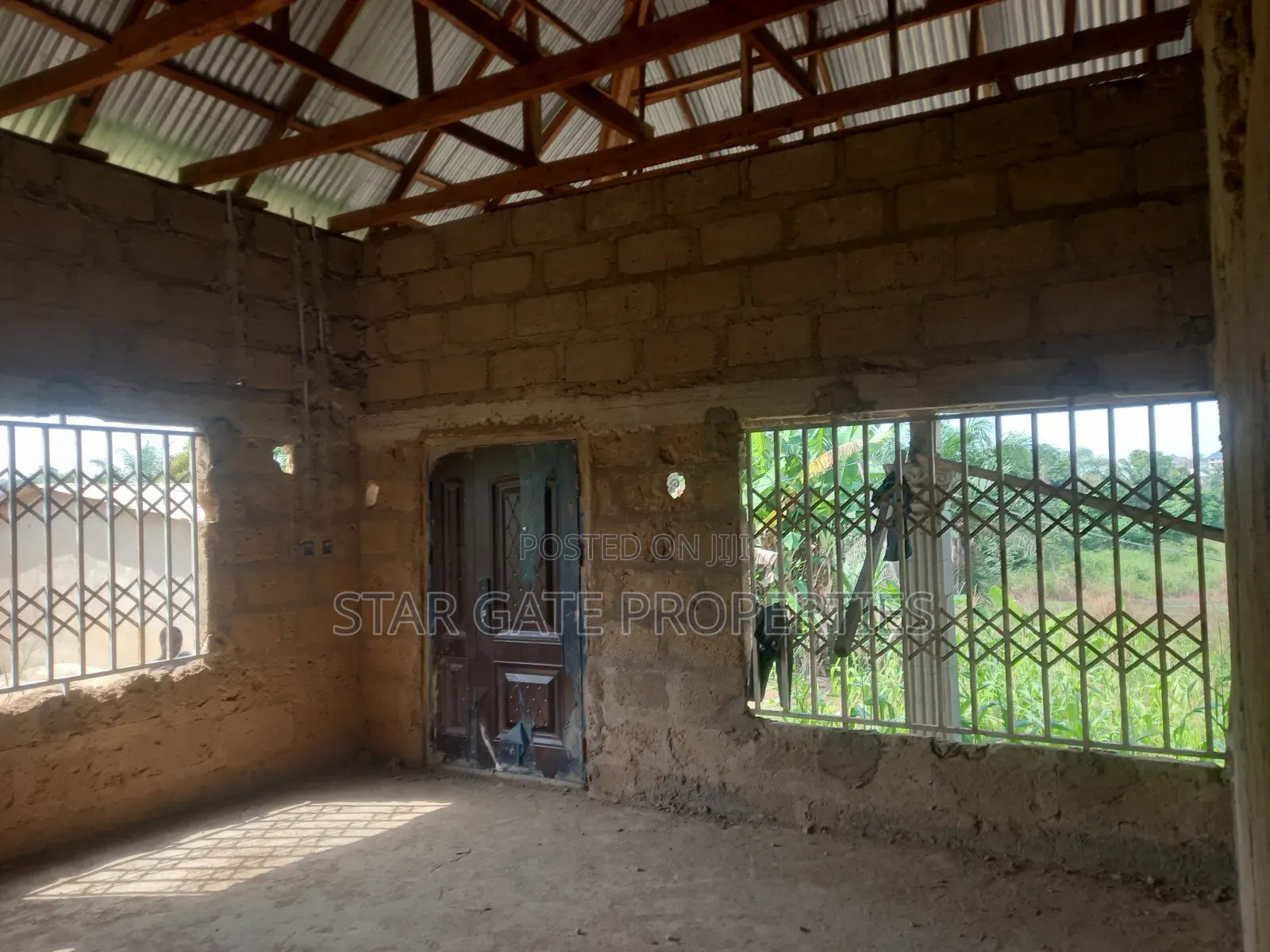 4bdrm House in Fawoade Bomfa, Kumasi Metropolitan for sale
