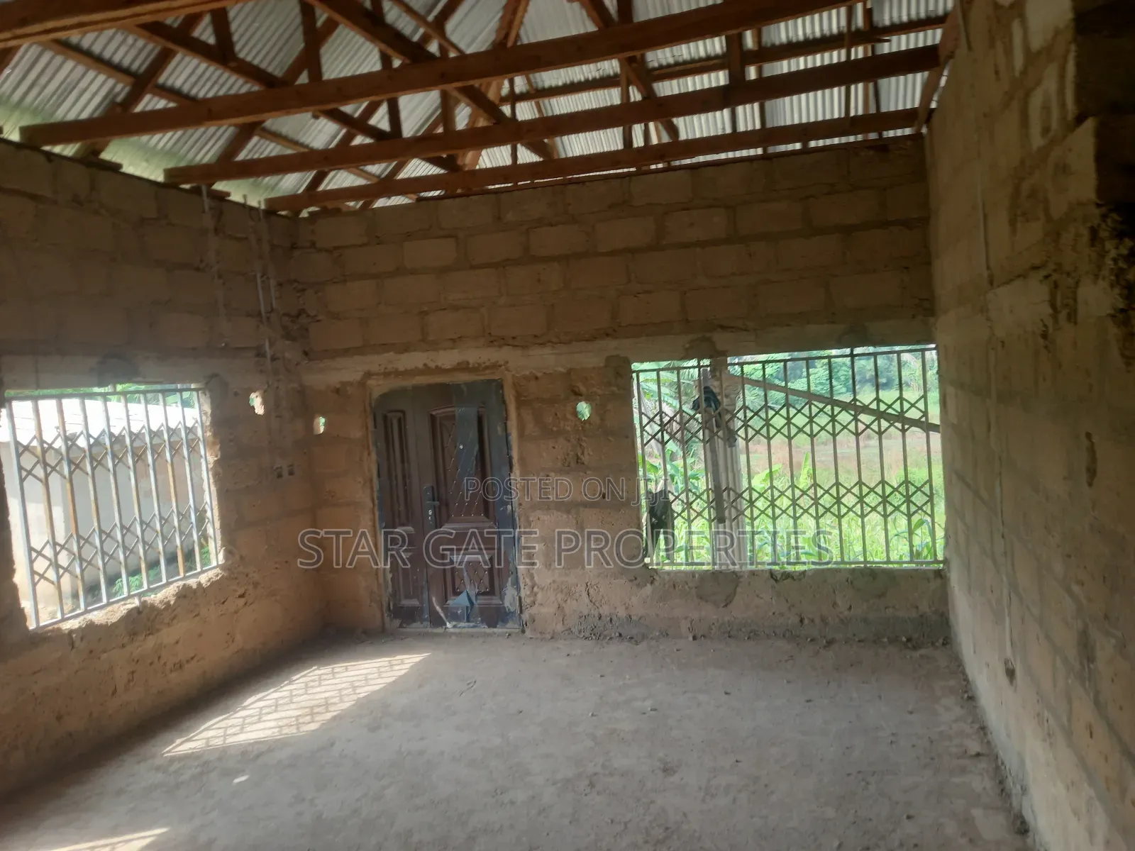 4bdrm House in Fawoade Bomfa, Kumasi Metropolitan for sale