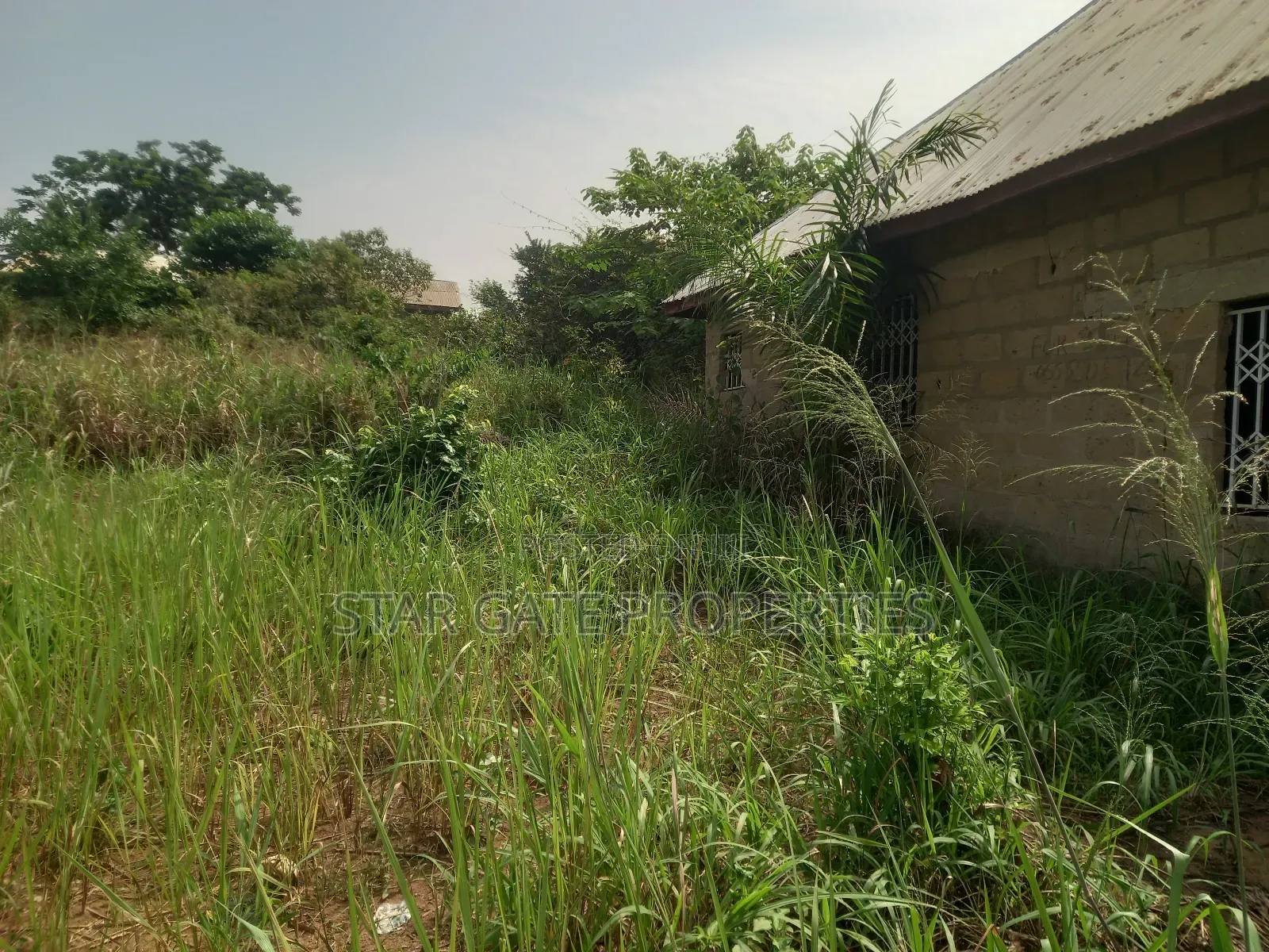 4bdrm House in Fawoade Bomfa, Kumasi Metropolitan for sale