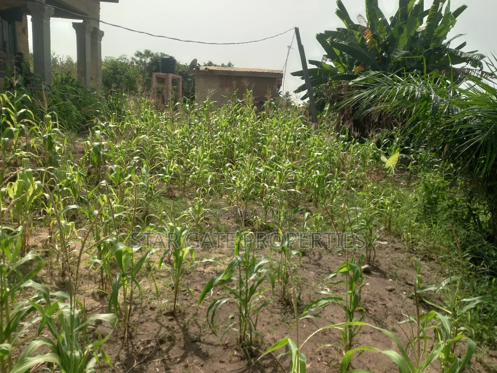 4bdrm House in Fawoade Bomfa, Kumasi Metropolitan for sale
