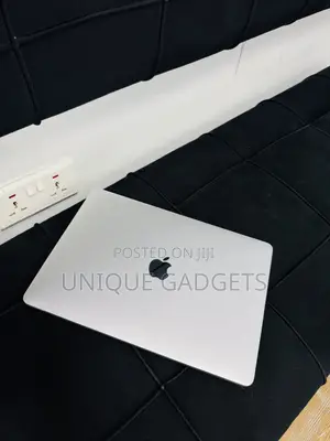 Laptop Apple MacBook Pro 2017 8GB Intel Core i5 SSD 256GB