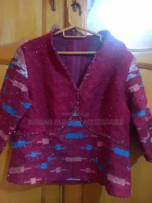 Express Kente Beading at Affordable Price