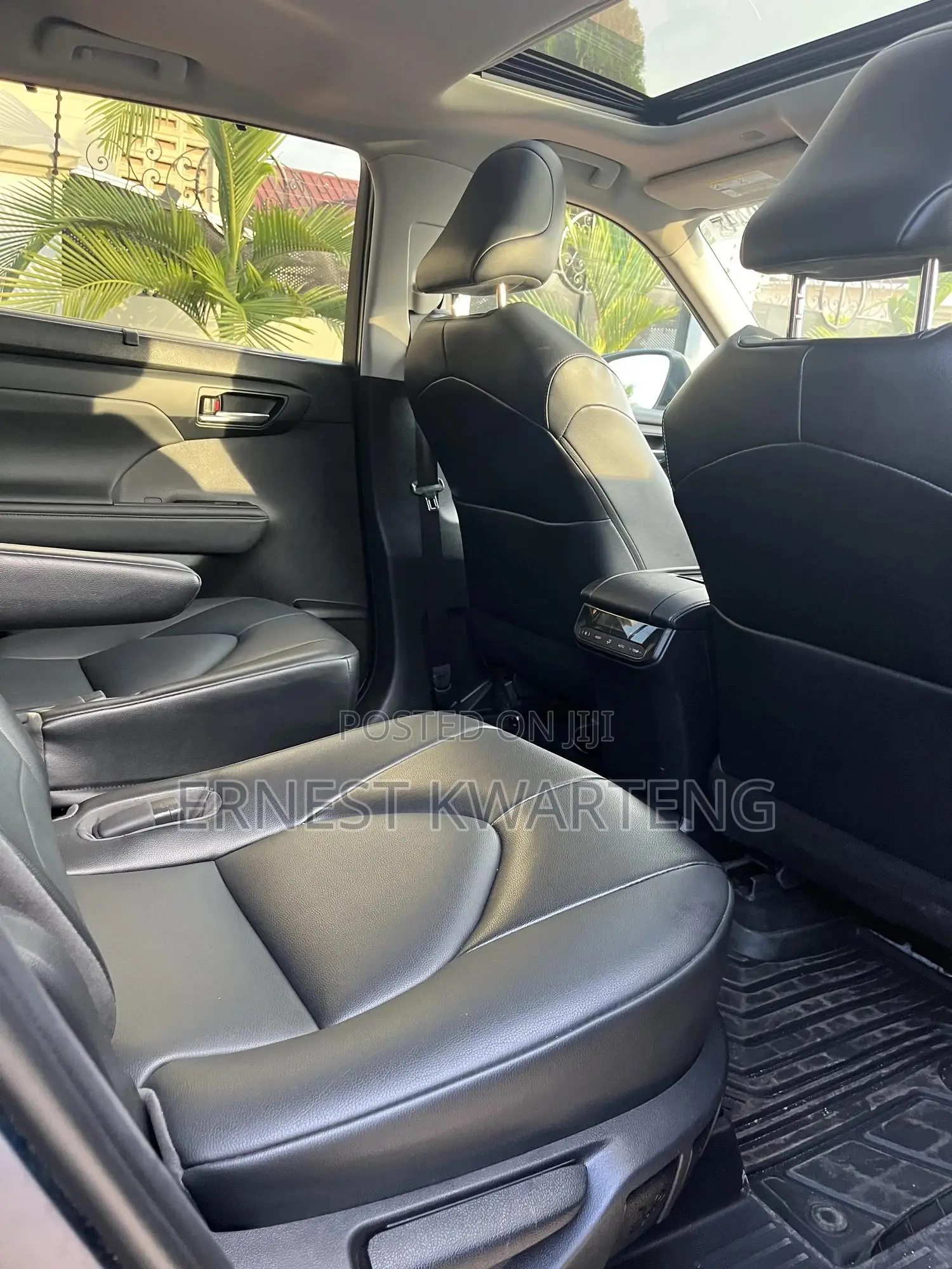 Toyota Highlander XLE 2022 Black