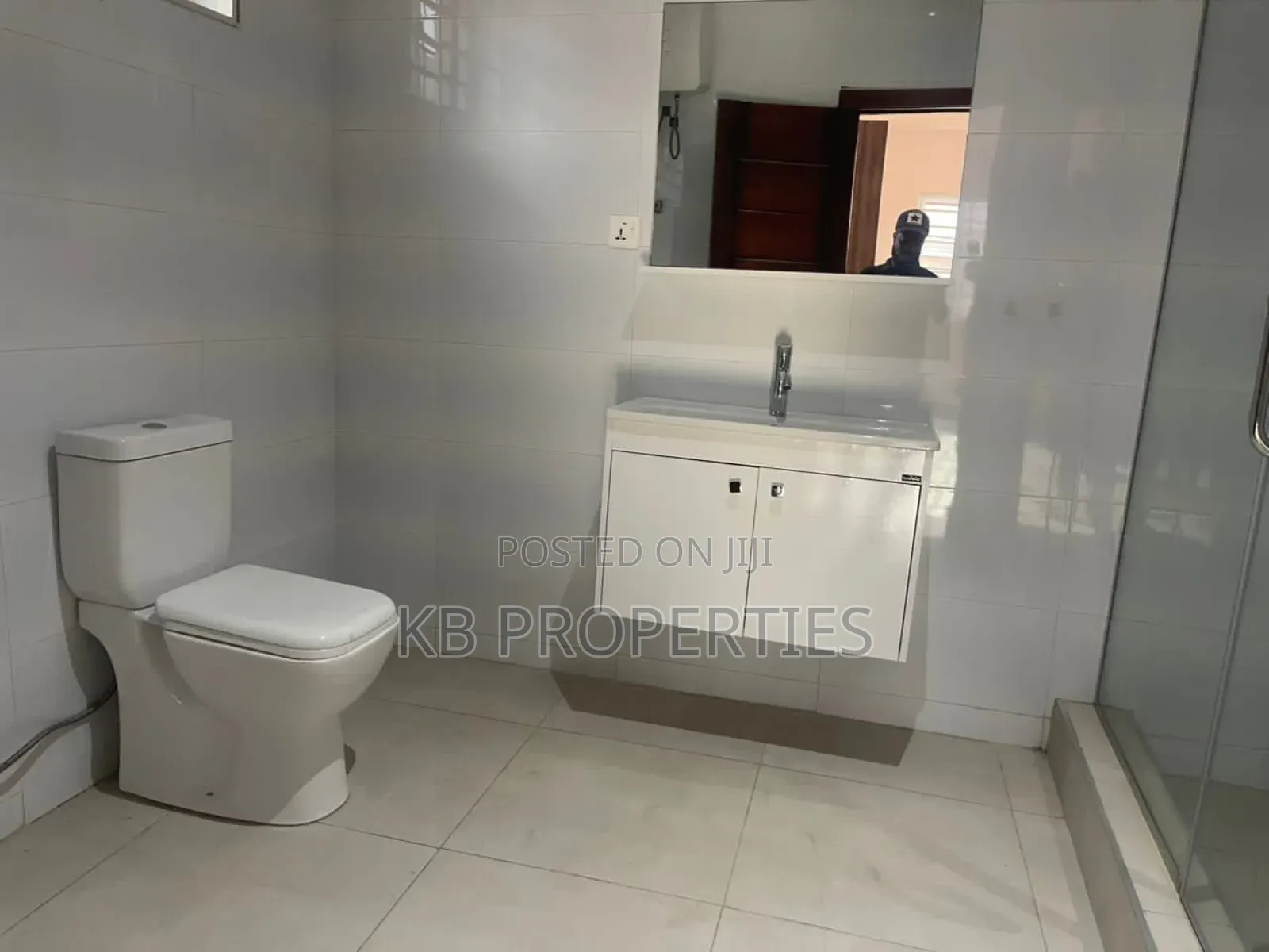 4bdrm House in Kb Properties, Spintex for rent