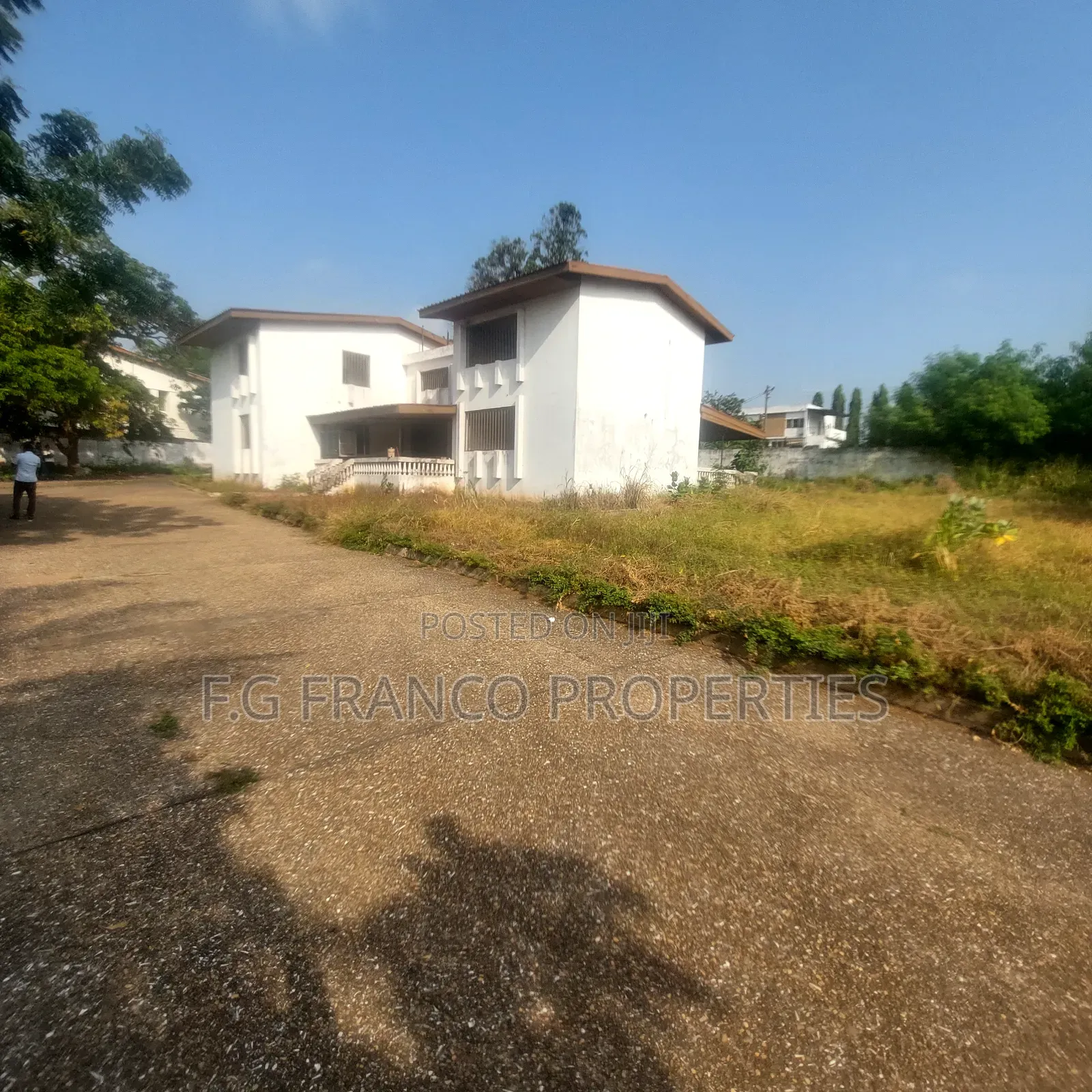 3 and Hef Plots of Land for Sale at Cantonment