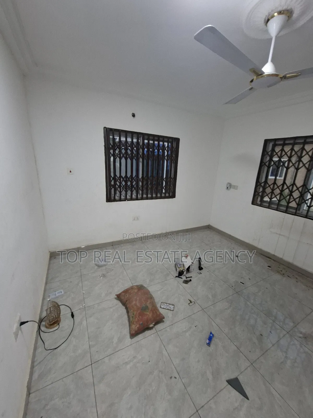 2bdrm Apartment in Danfa, Adenta for rent