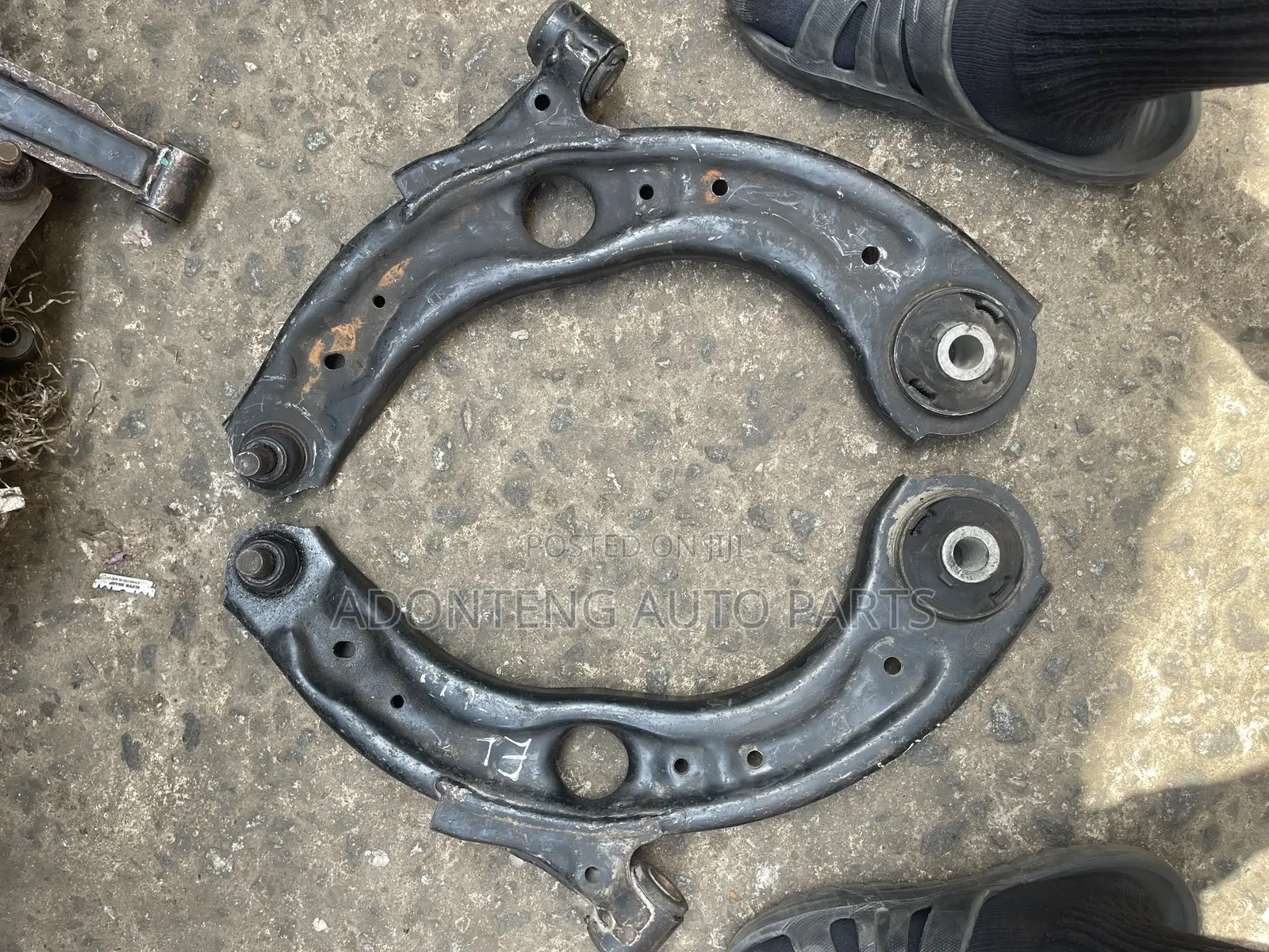 2017-2018 Toyota Yaris Ia Lower Arm