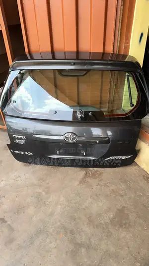 Toyota Matrix Boot 2003-2008