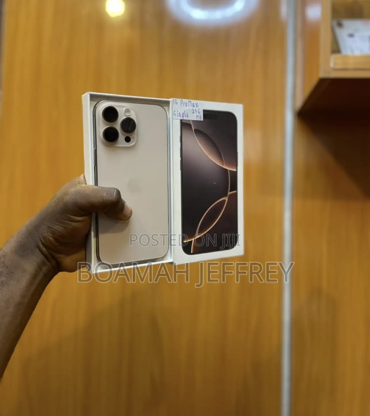 Apple iPhone 16 Pro Max 256 GB Gold