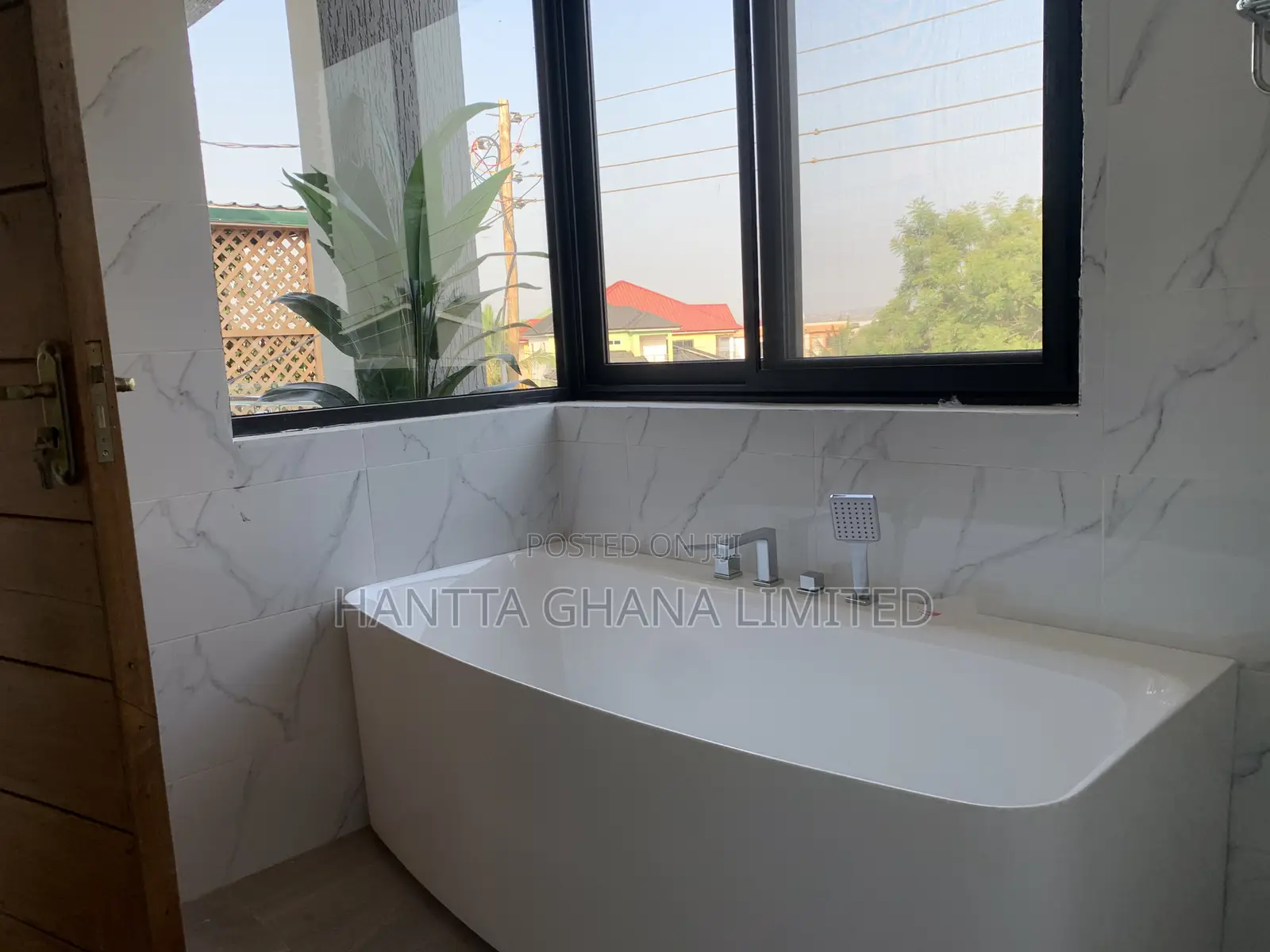 4bdrm House in Legon By Pass, Medifem Area for sale
