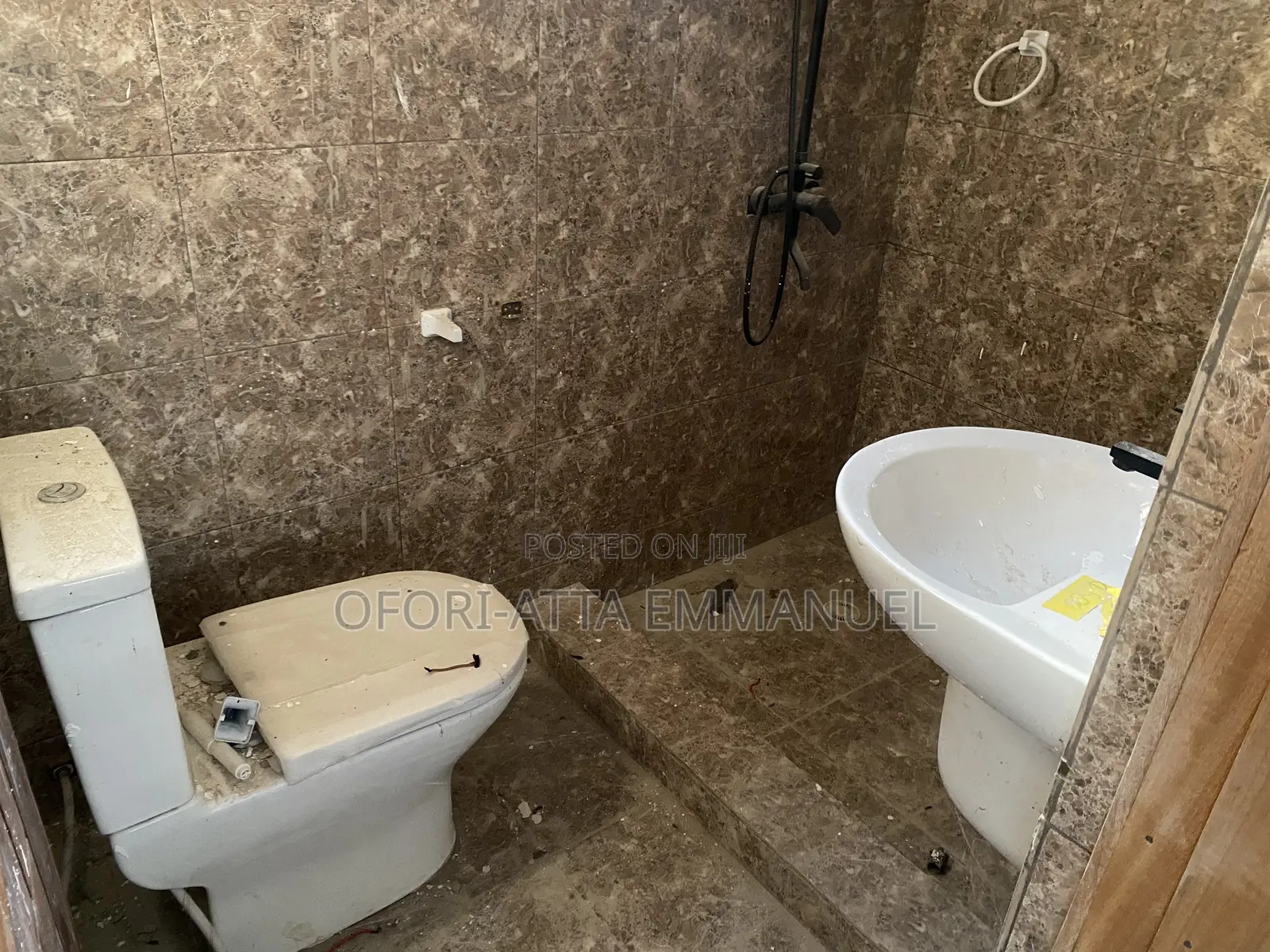 3bdrm Apartment in Amasaman Cocobod, Pokuase for rent