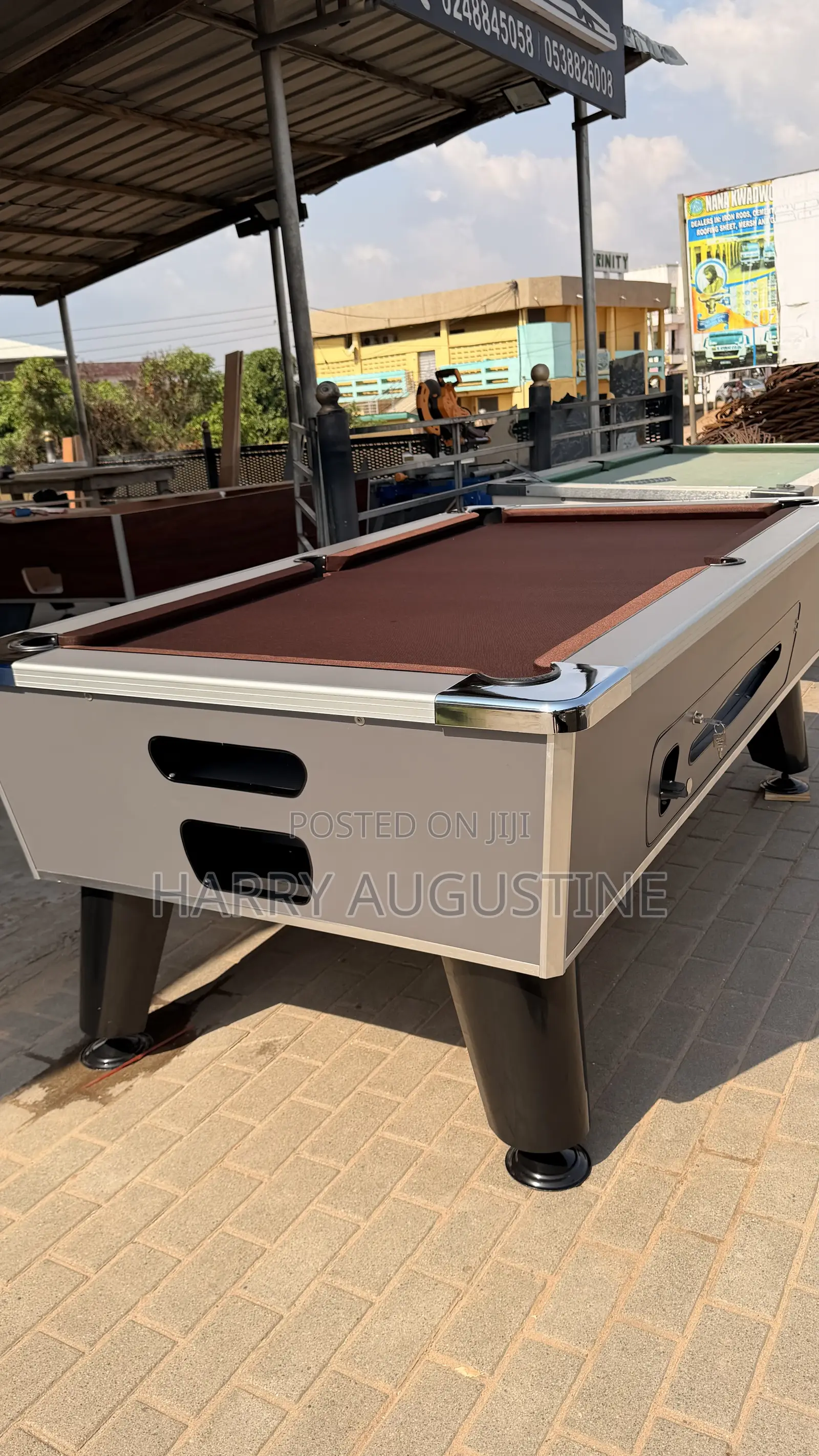 Standard Pool Tables Available for a Cool Price
