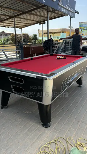 Standard Pool Tables Available for a Cool Price