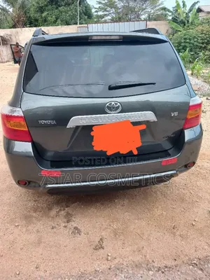 Toyota Highlander 2010 Green