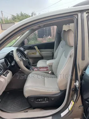 Toyota Highlander 2010 Green