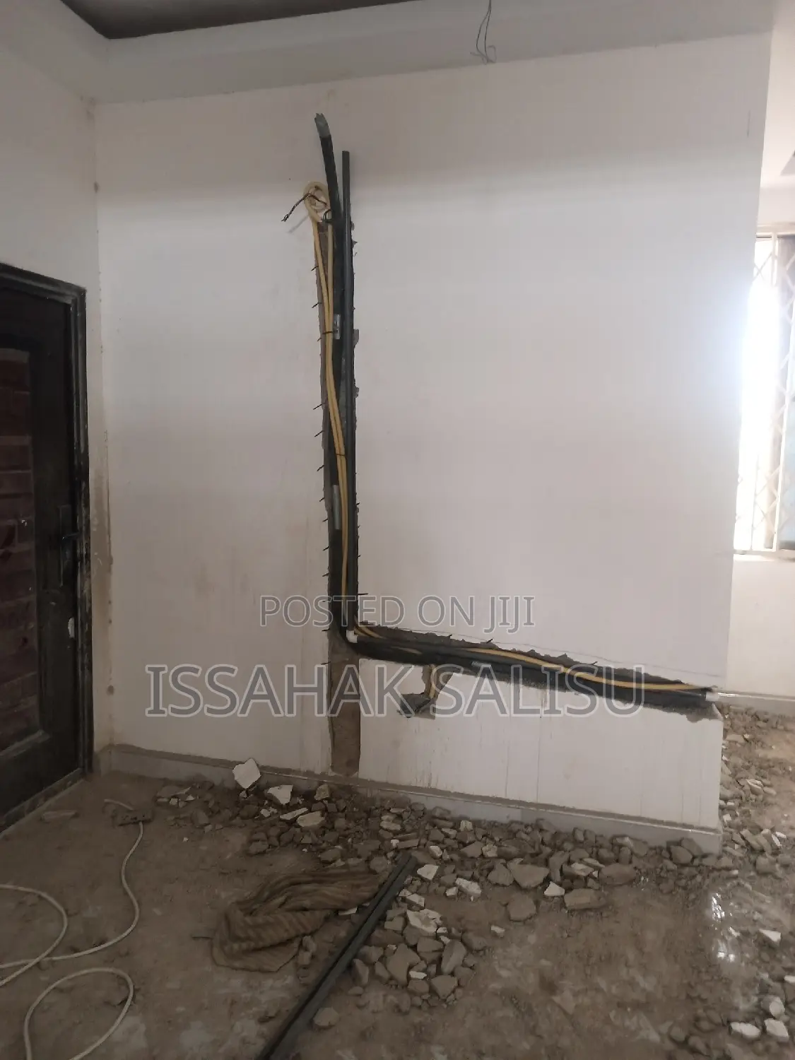 Conduit and Air Condition Mounting and Repair